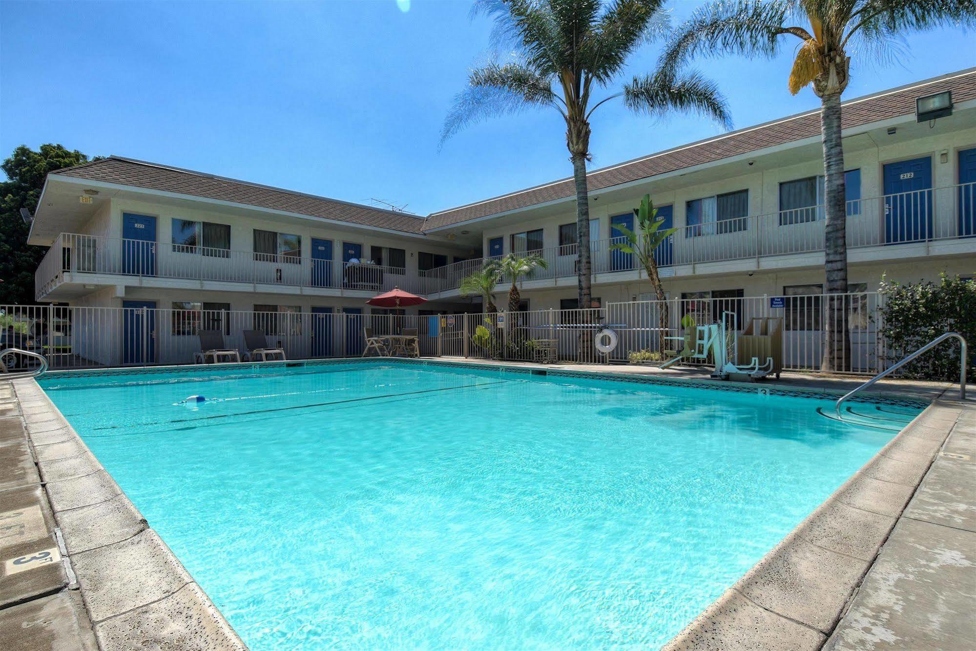 Motel 6-Jurupa Valley, Ca - Riverside West Exterior photo